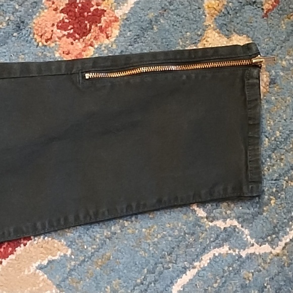 AEO Black Skinny Moto Style Ankle Jeggings W/ Ankle Zippers, Size 14 - Picture 6 of 13